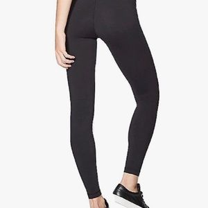 Lululemon black wonder under full length leggings